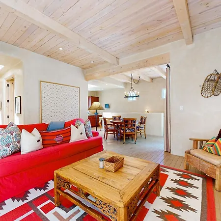 Apartment Style *